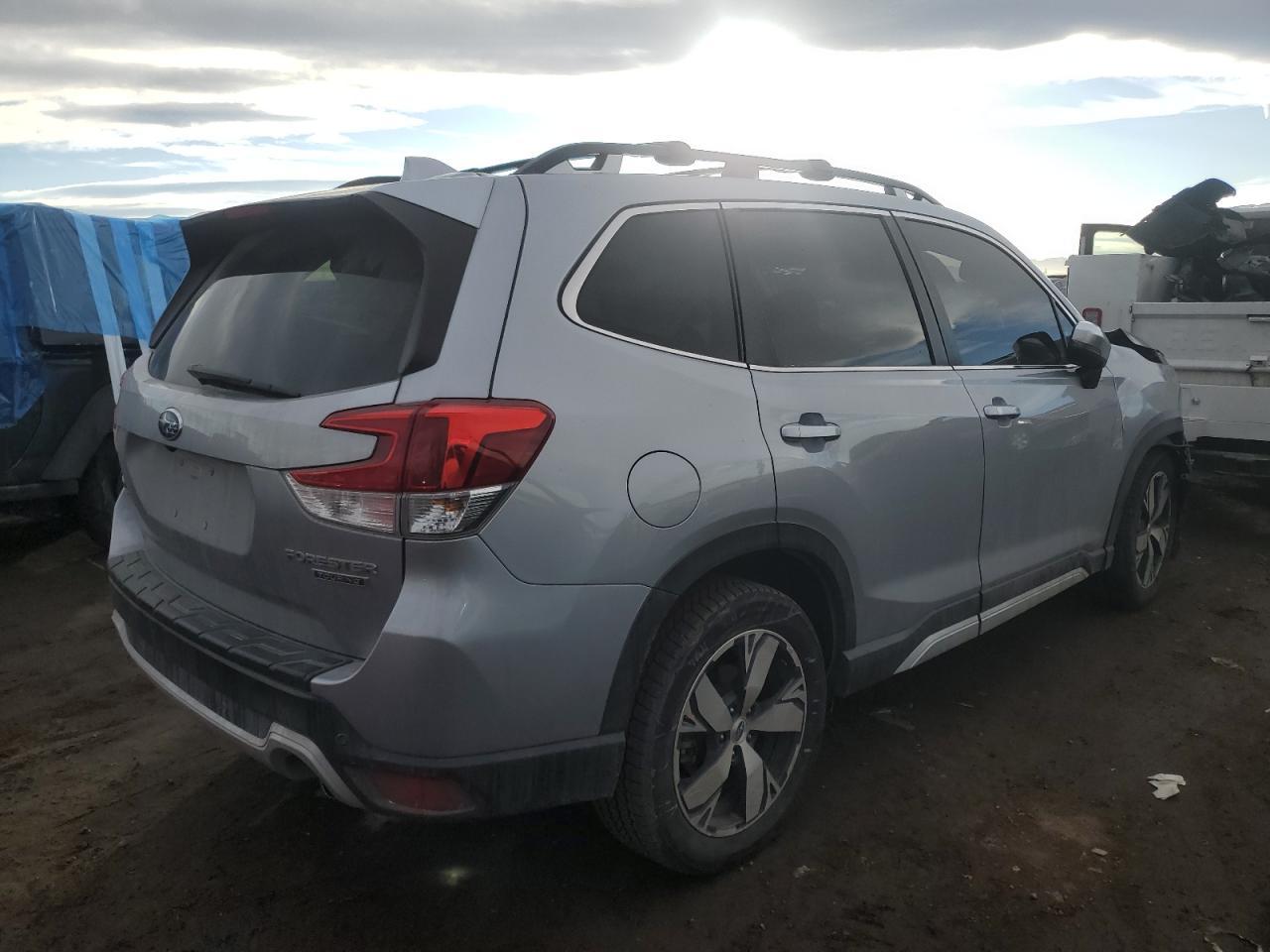 2020 SUBARU FORESTER T - Фото 3