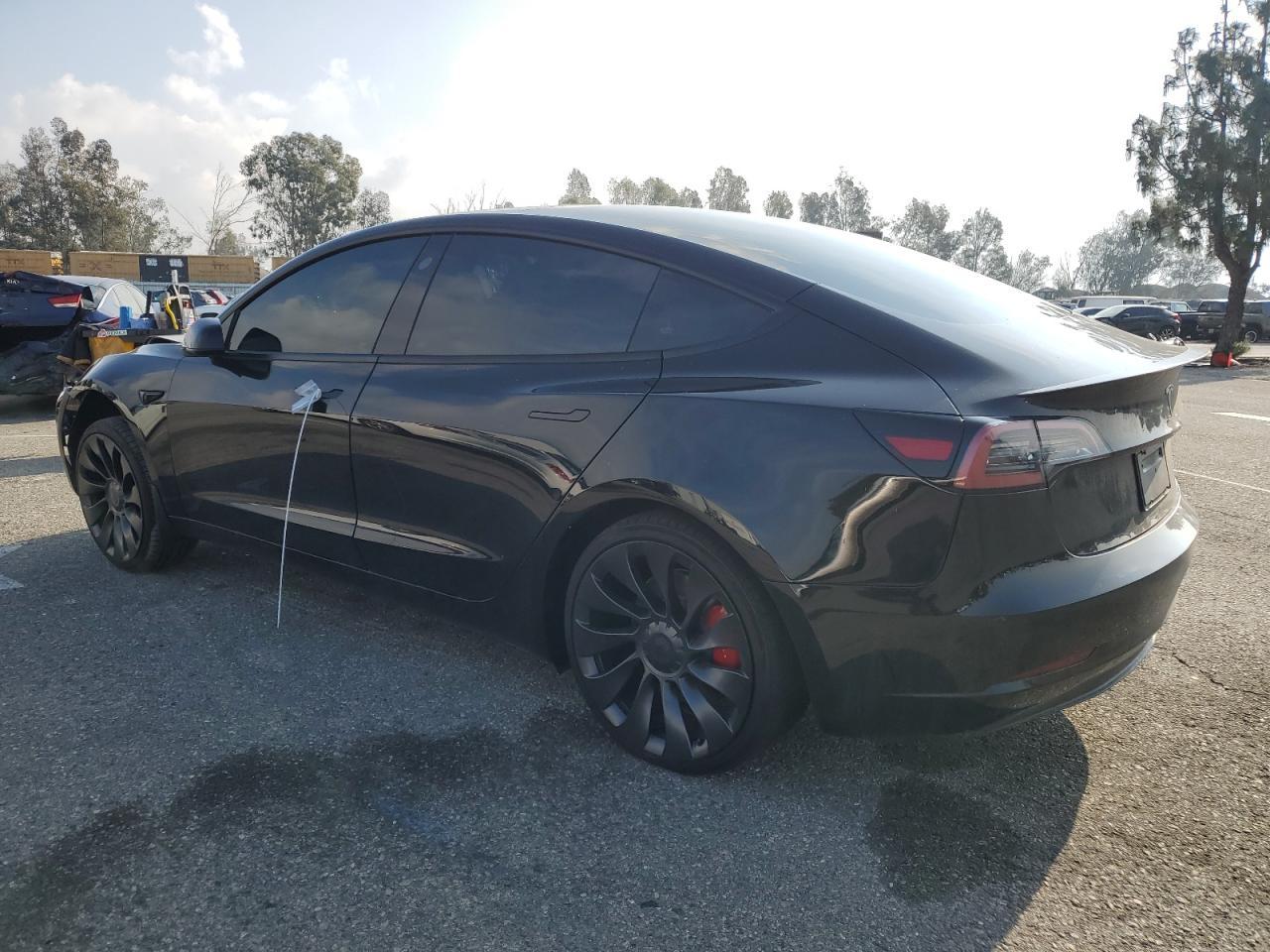 2023 TESLA MODEL 3 - Фото 2