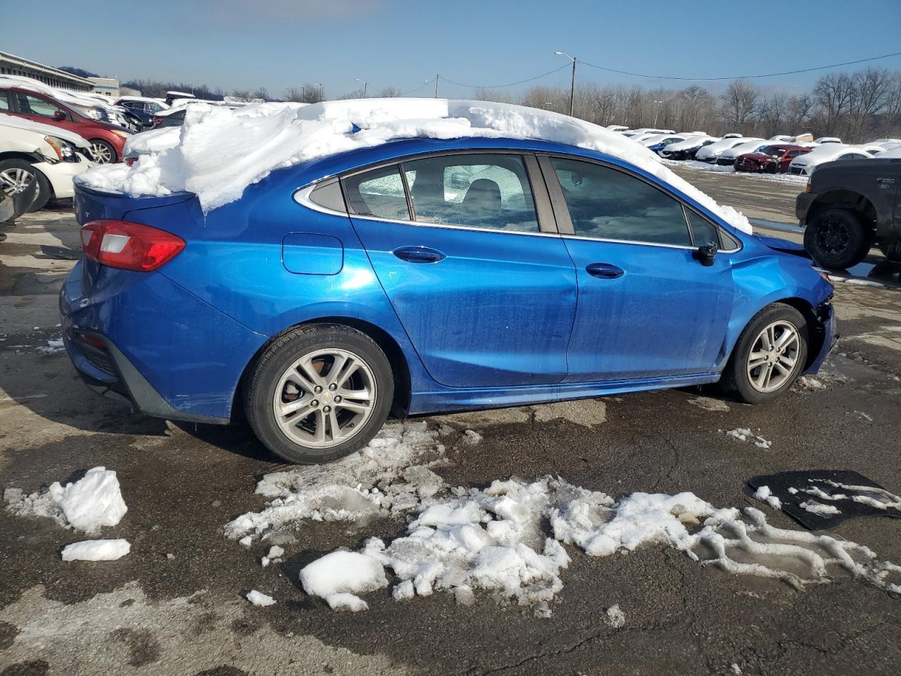2017 CHEVROLET CRUZE LT - Image 3