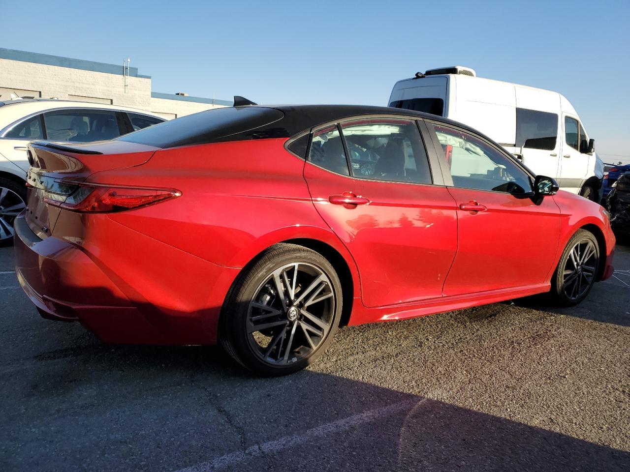 2025 TOYOTA CAMRY XSE - Фото 3