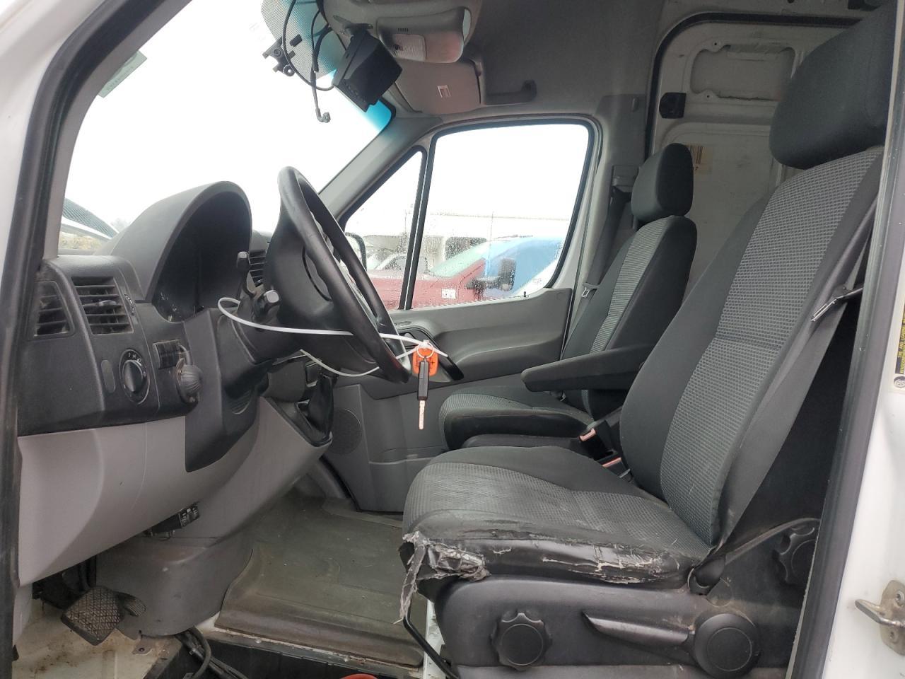 2013 MERCEDES-BENZ SPRINTER 2 - Image 7