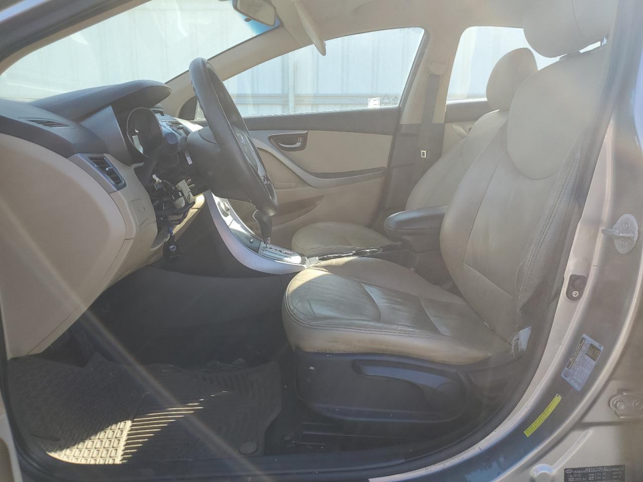 2011 HYUNDAI ELANTRA GL - Image 7
