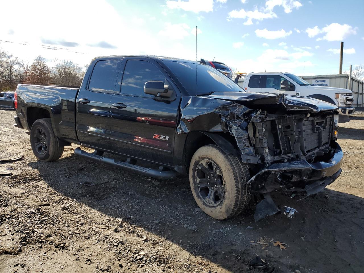 2017 CHEVROLET SILVERADO - Фото 4