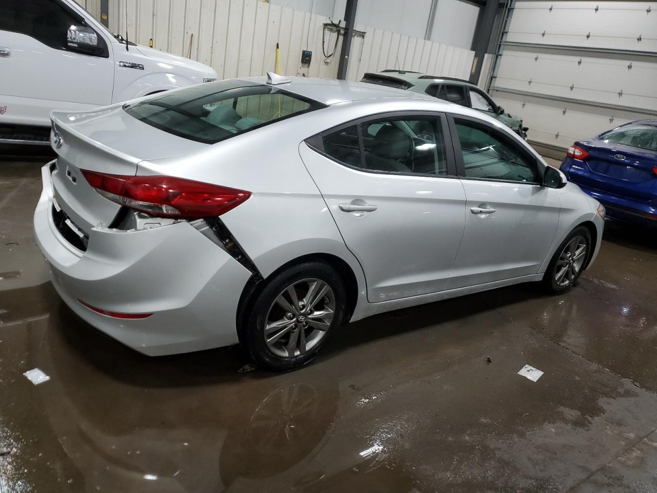 2017 HYUNDAI ELANTRA SE - Фото 3