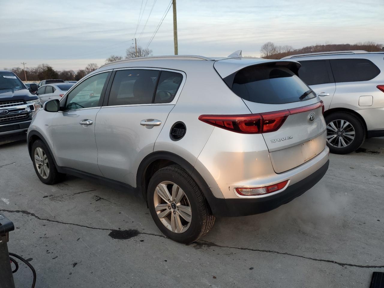 2017 KIA SPORTAGE L - Image 2