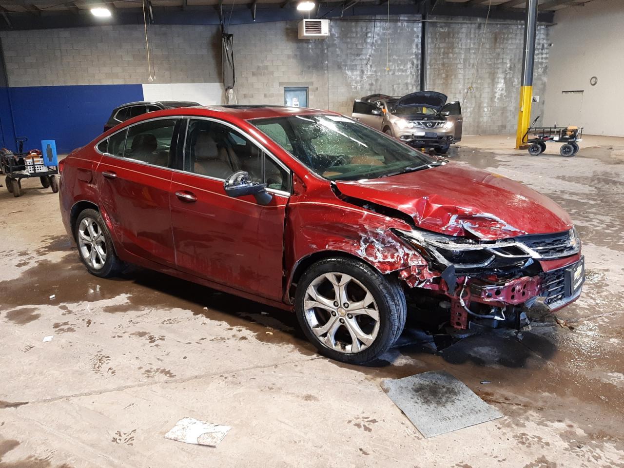 2017 CHEVROLET CRUZE PREM - Image 4