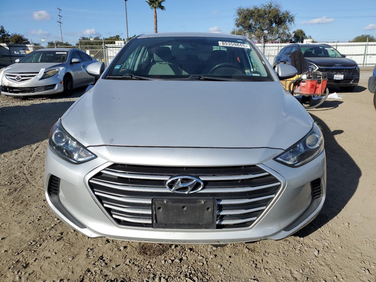 2017 HYUNDAI ELANTRA SE - Image 5