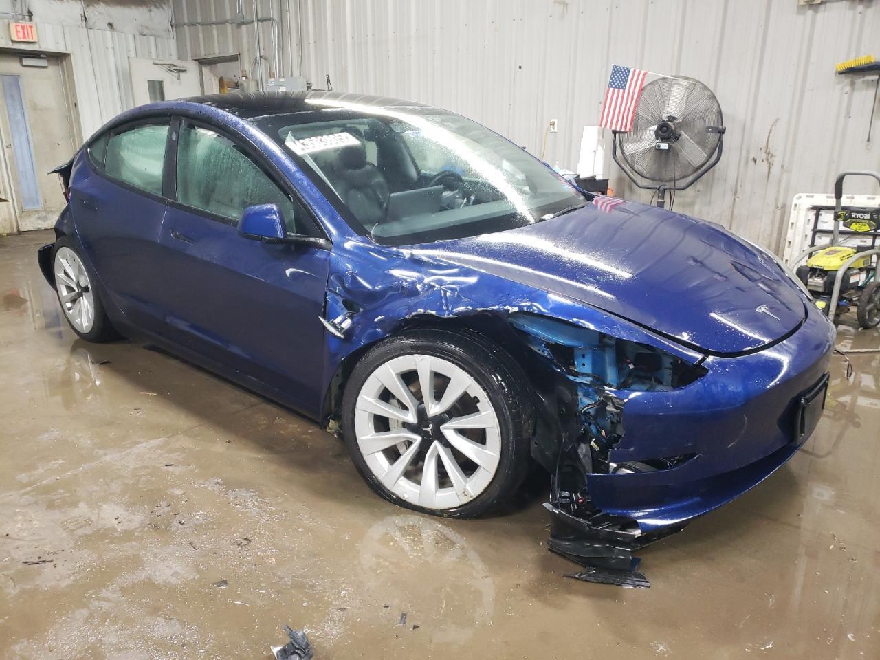 2023 TESLA MODEL 3 - Фото 4