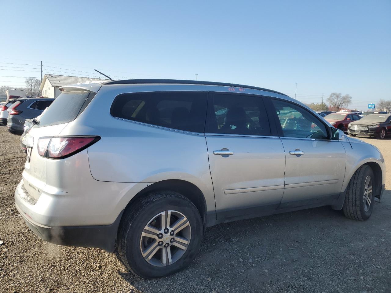 2015 CHEVROLET TRAVERSE L - Фото 3