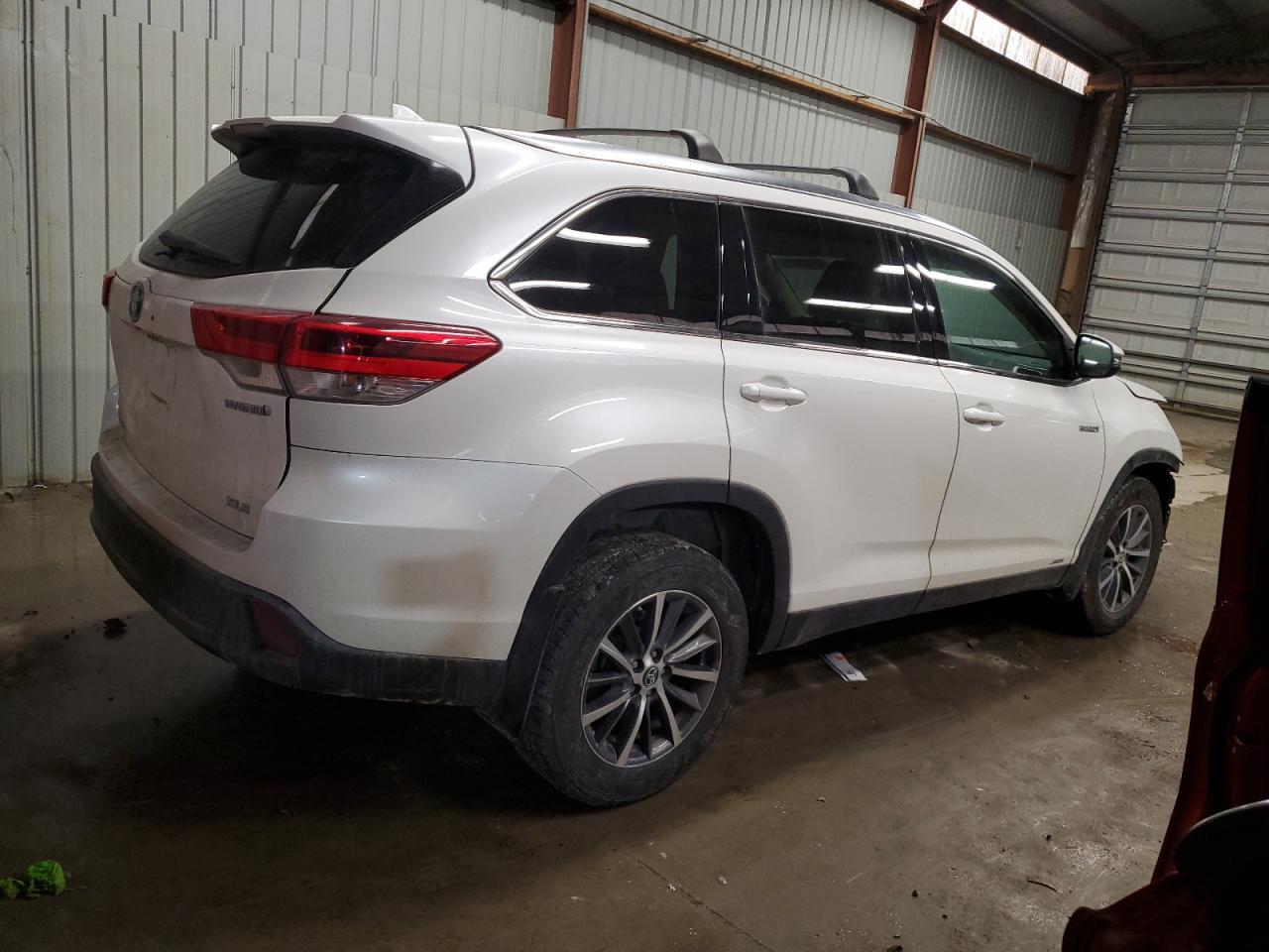 2019 TOYOTA HIGHLANDER - Фото 3