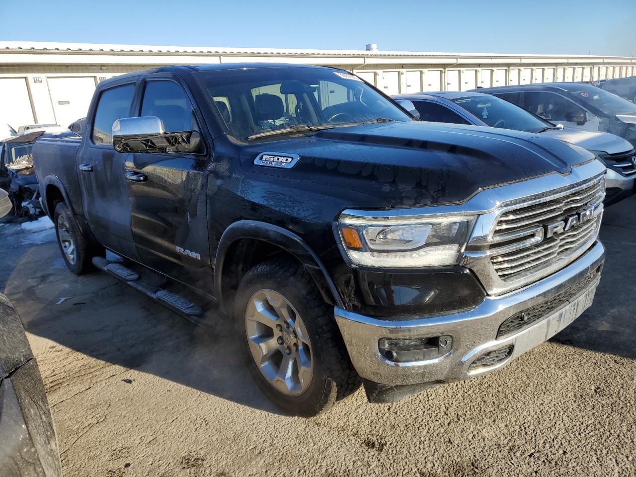 2019 RAM 1500 LARAM - Фото 4