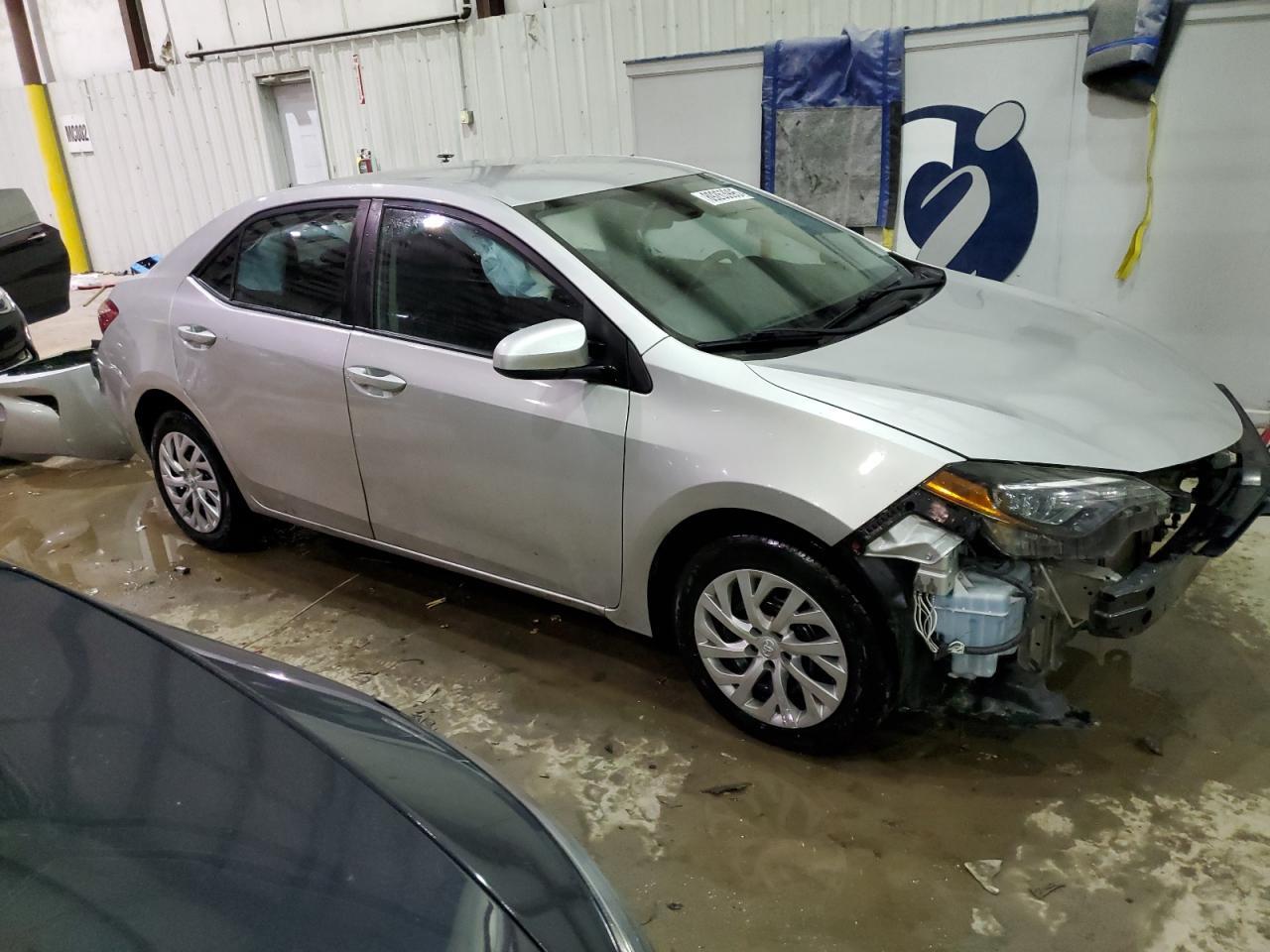 2019 TOYOTA COROLLA L - Image 4