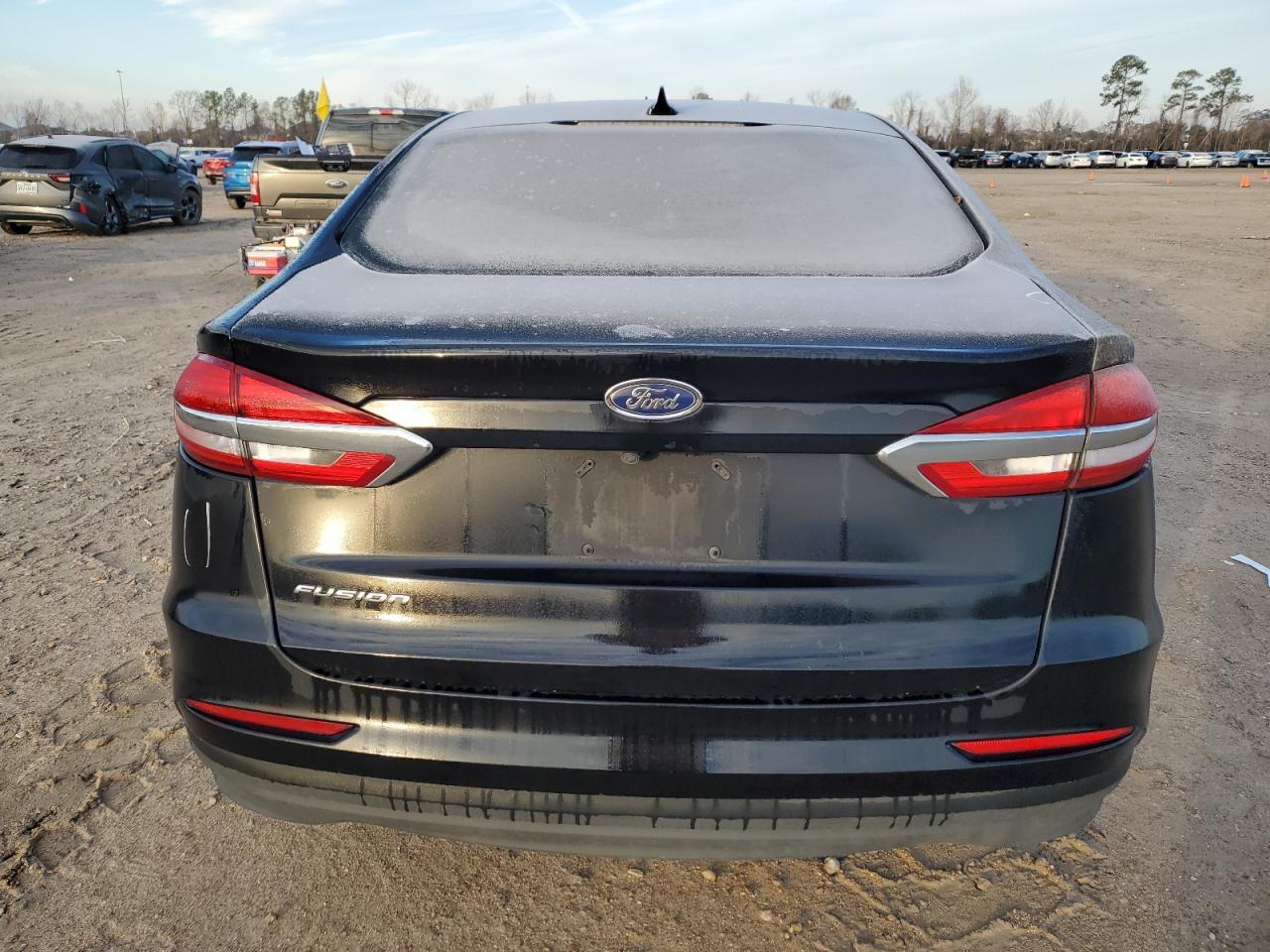 2020 FORD FUSION S - Фото 6