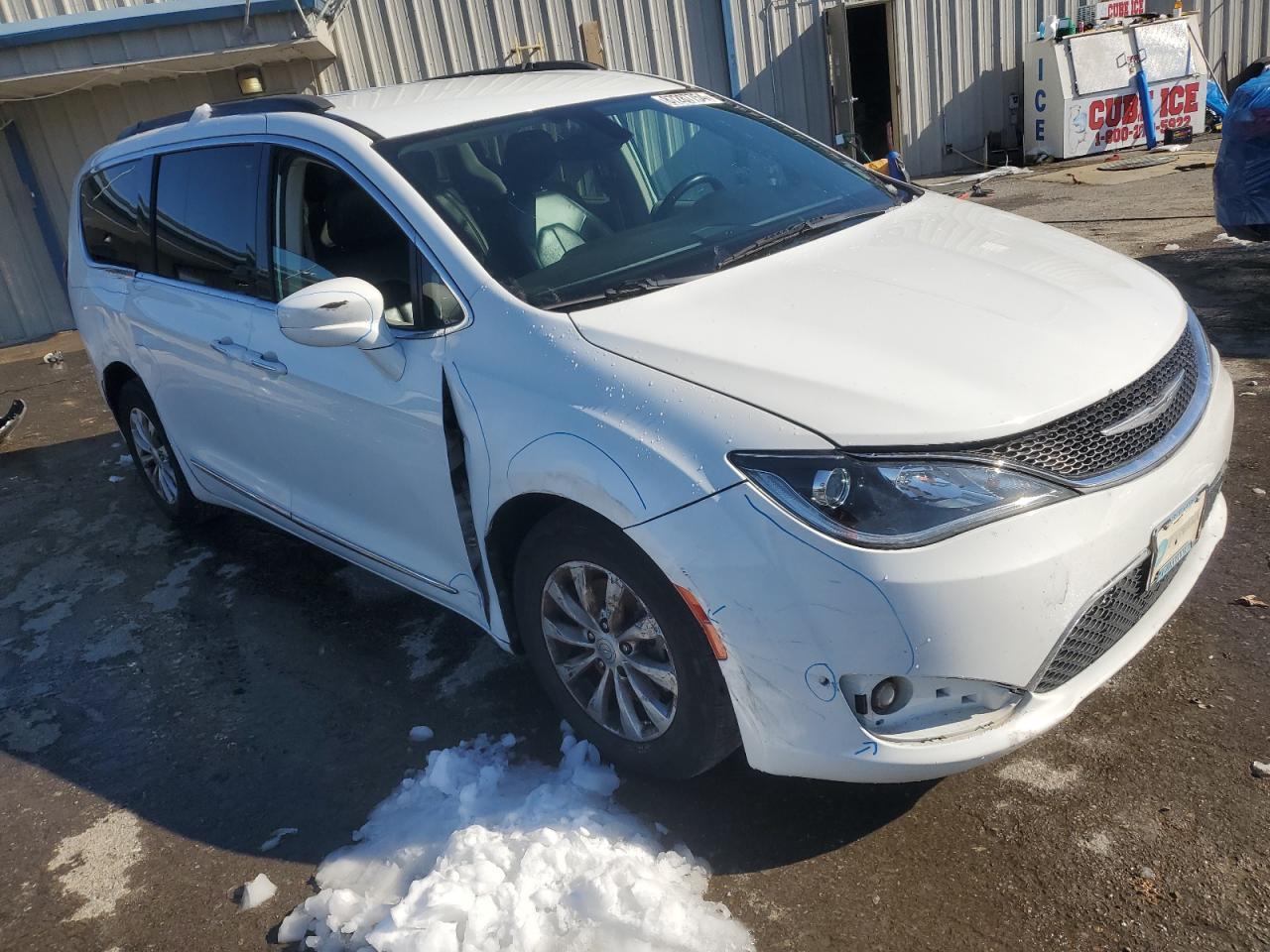 2017 CHRYSLER PACIFICA T - Фото 4