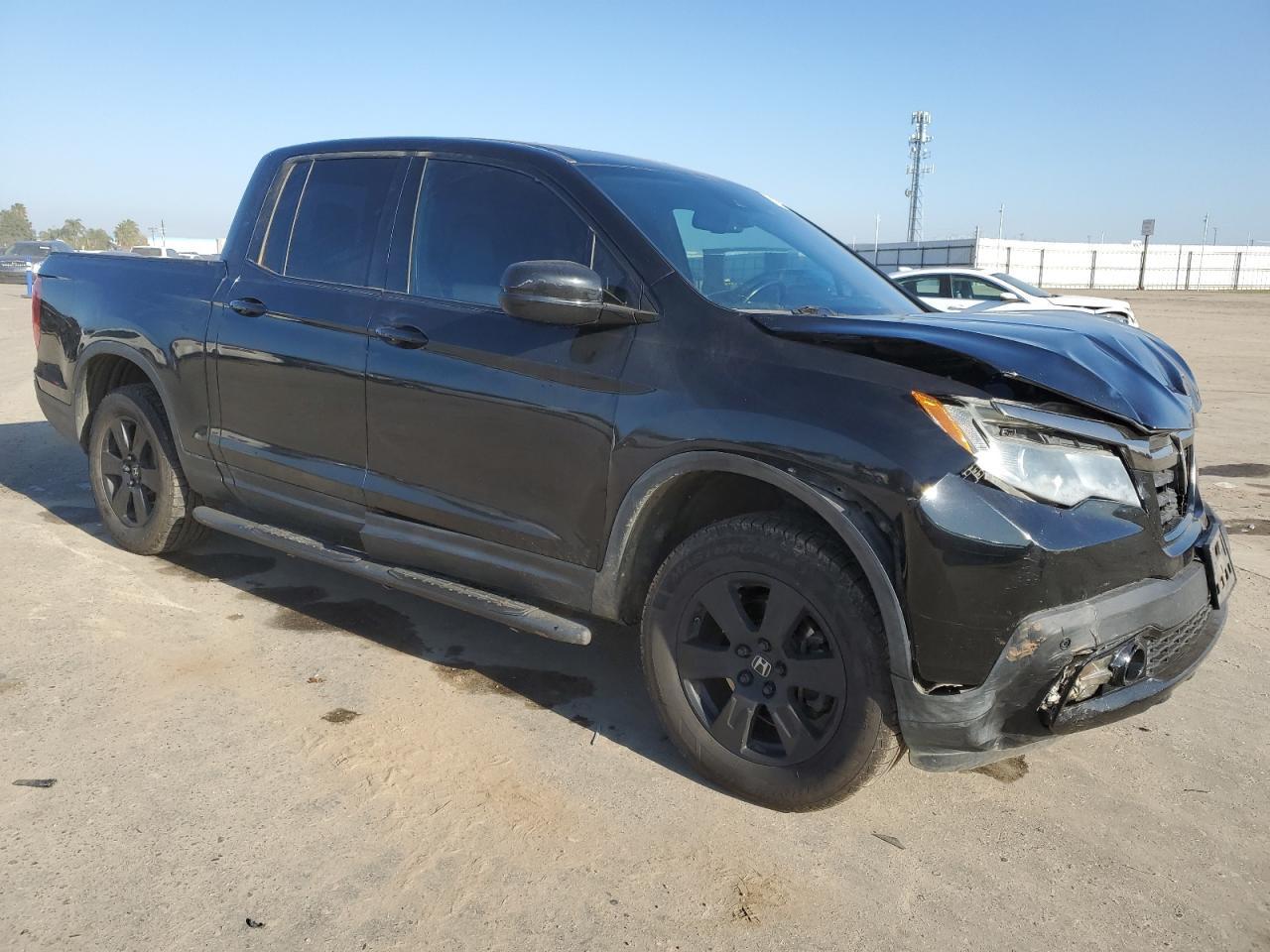 2017 HONDA RIDGELINE - Image 4
