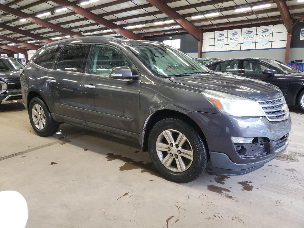 2014 CHEVROLET TRAVERSE L - Image 4
