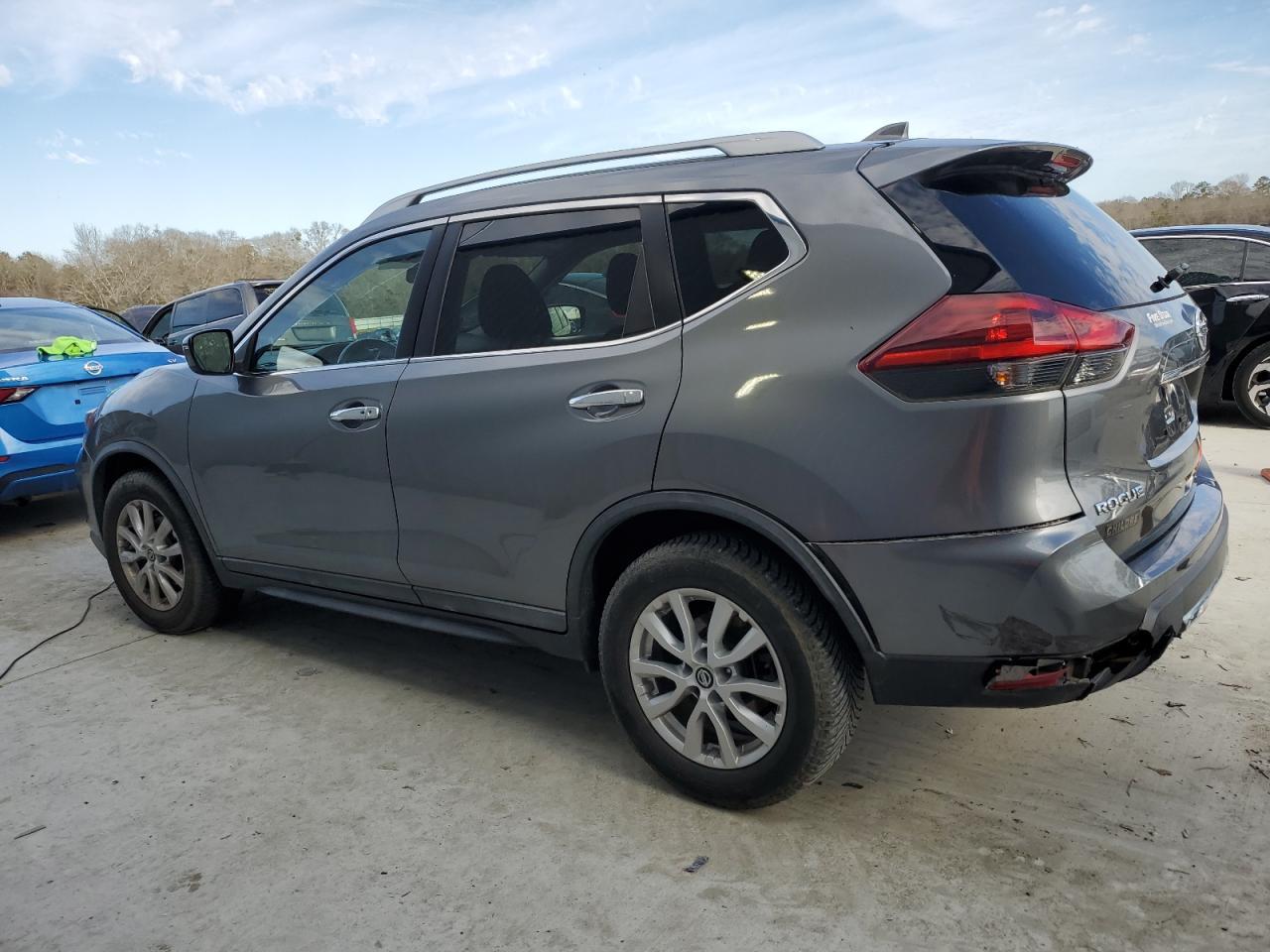 2018 NISSAN ROGUE S - Фото 2
