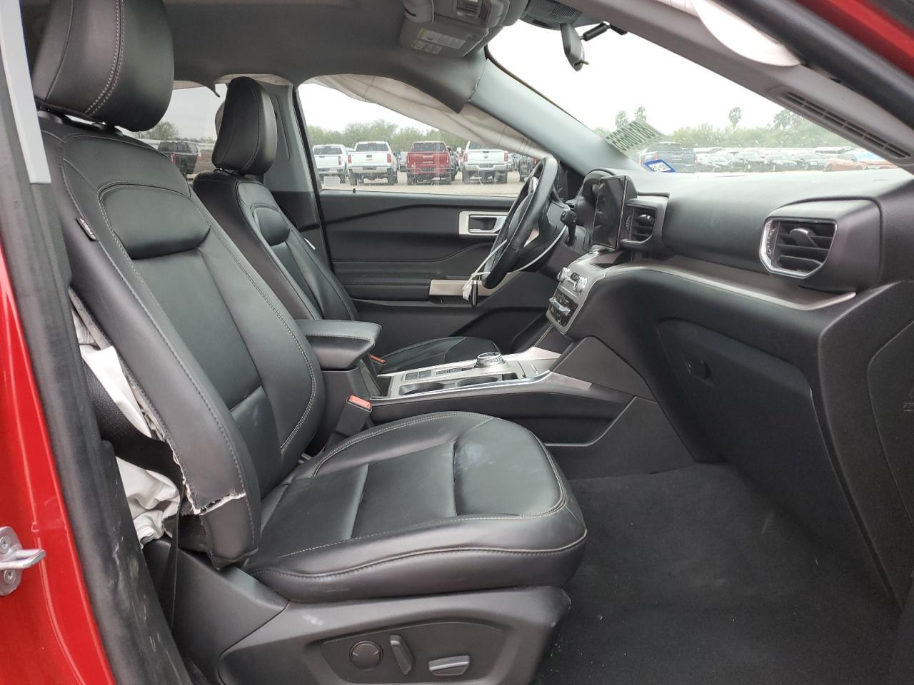2023 FORD EXPLORER X - Image 7