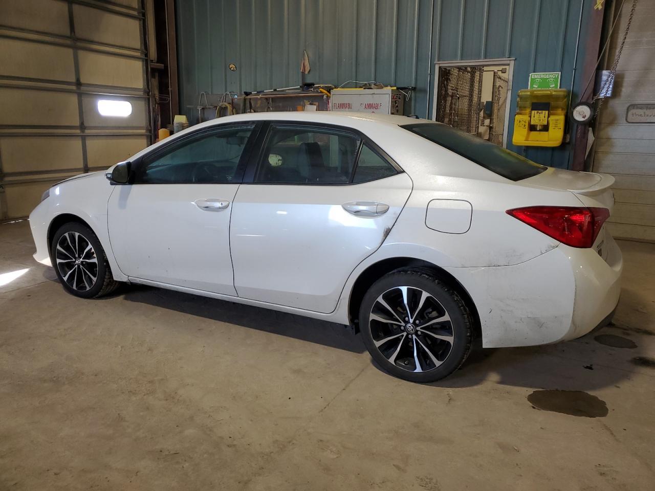 2018 TOYOTA COROLLA L - Image 2
