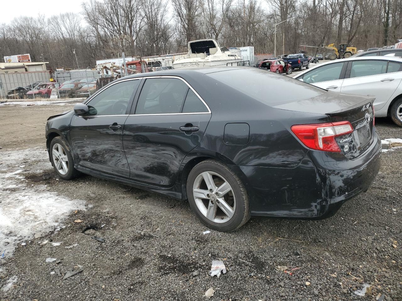 2013 TOYOTA CAMRY L - Image 2