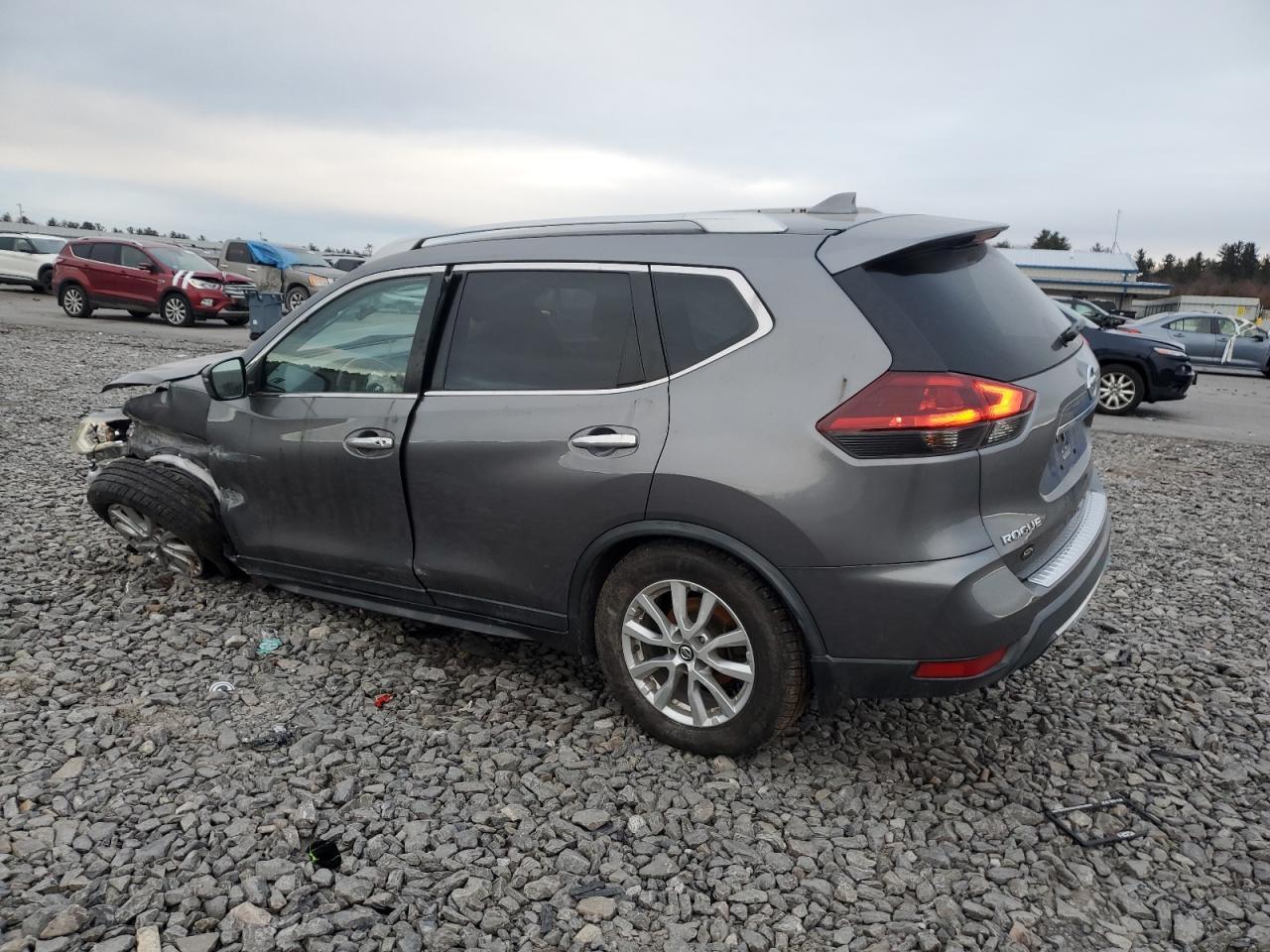 2018 NISSAN ROGUE S - Фото 2