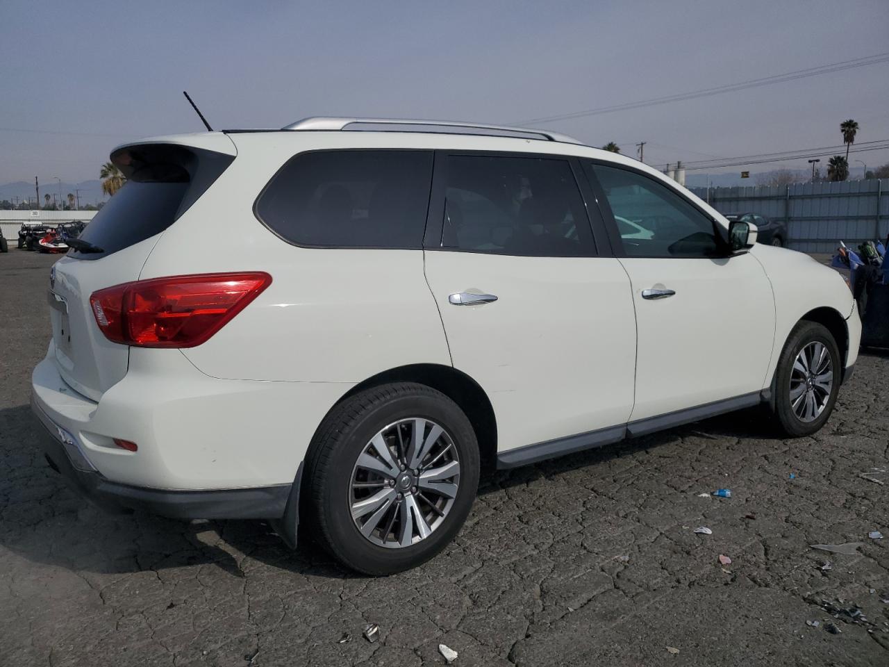 2018 NISSAN PATHFINDER - Image 3