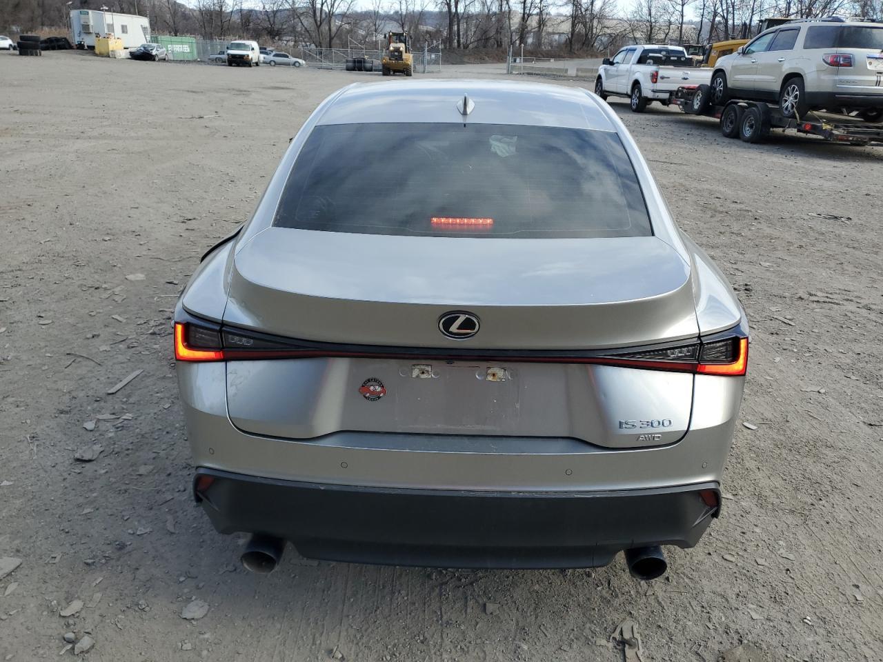 2021 LEXUS IS 300 - Image 6