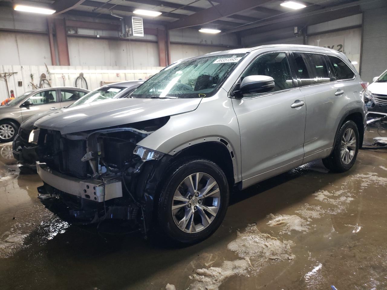 2014 TOYOTA HIGHLANDER