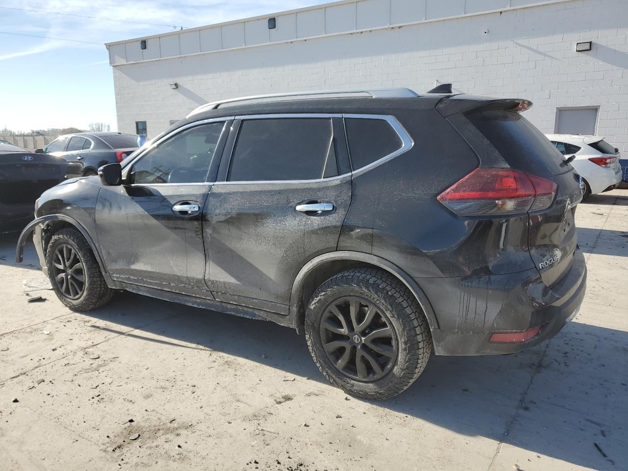 2018 NISSAN ROGUE S - Фото 2