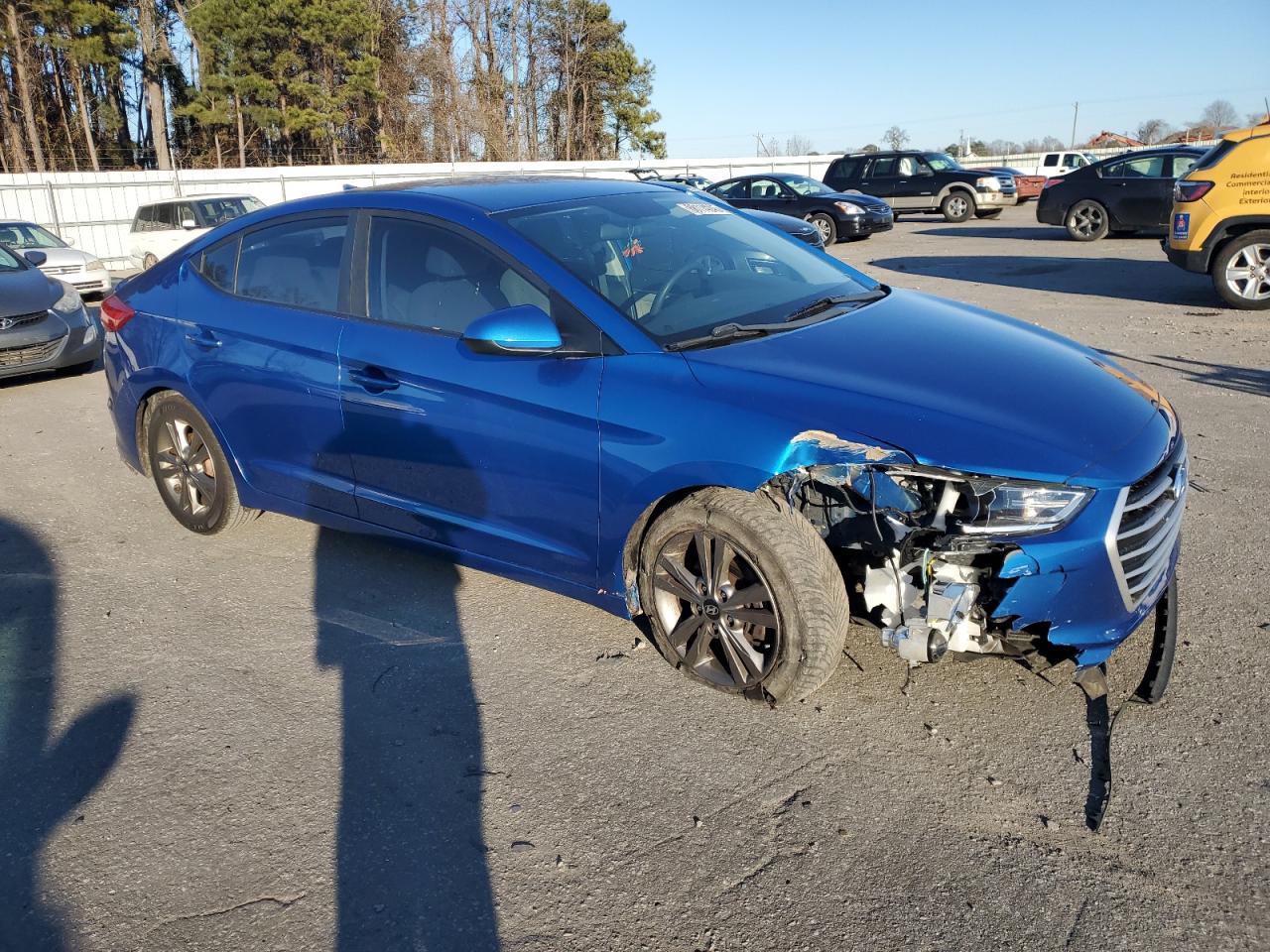 2018 HYUNDAI ELANTRA SE - Image 4