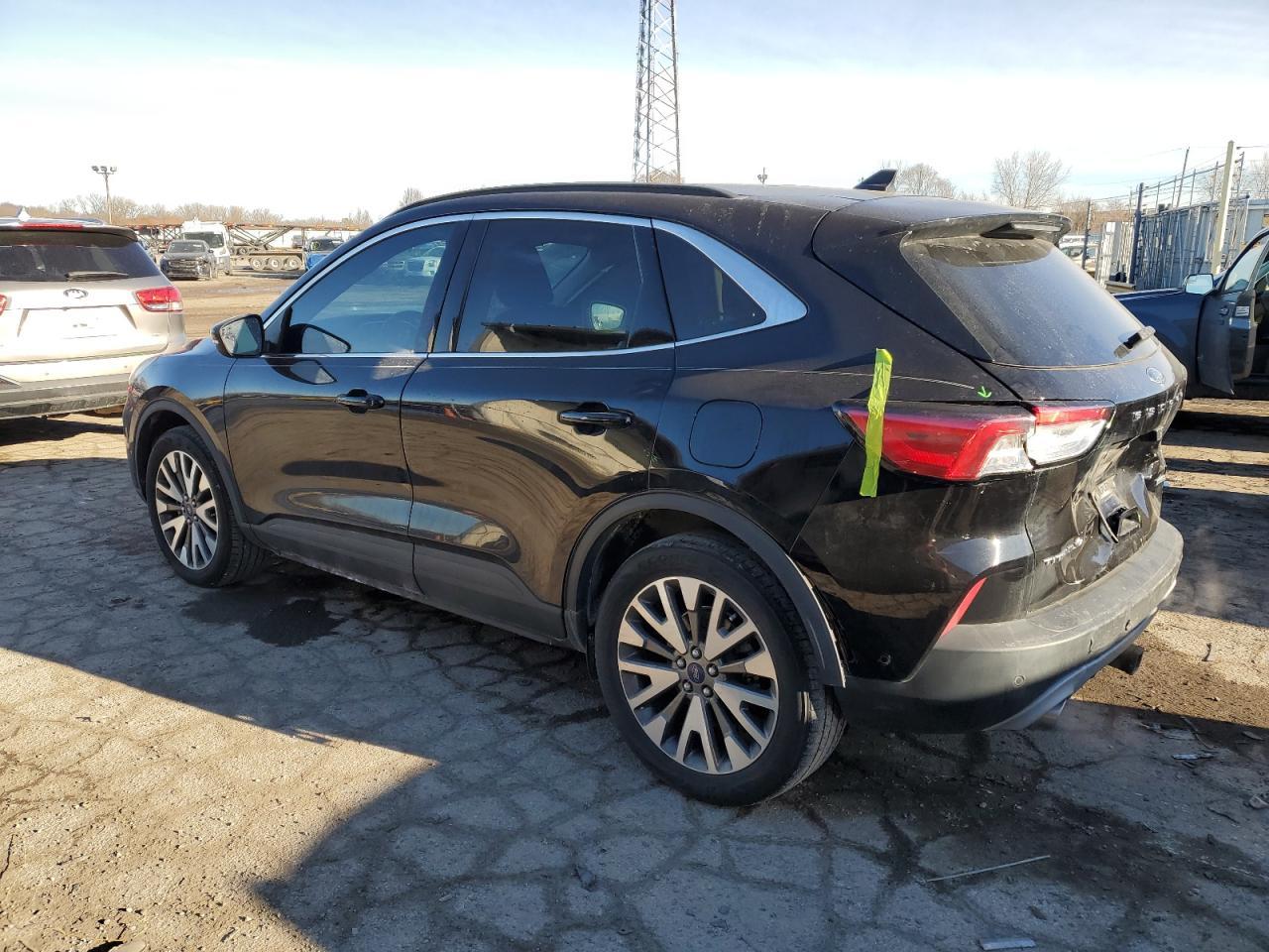 2020 FORD ESCAPE TIT - Image 2