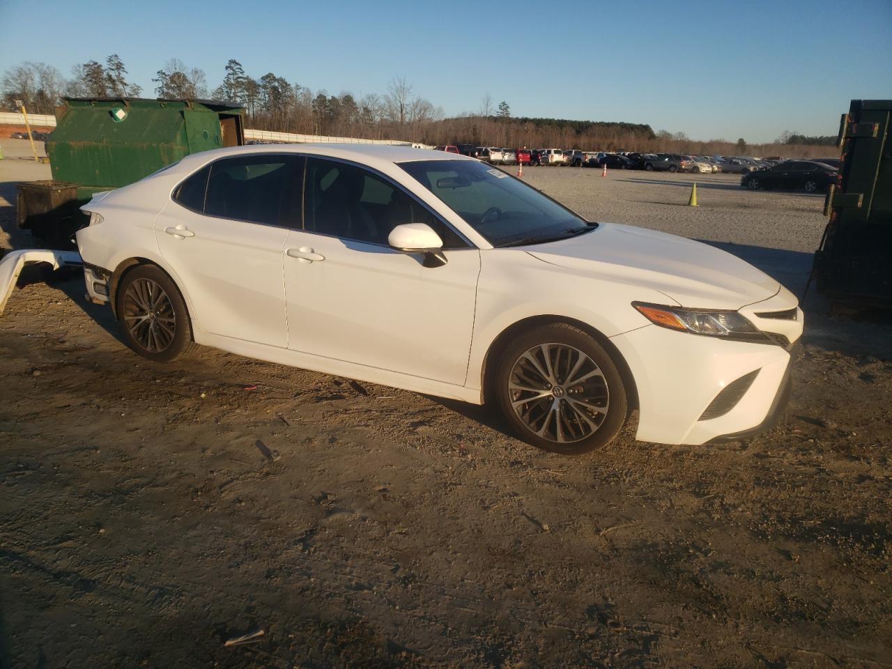 2018 TOYOTA CAMRY L - Image 4