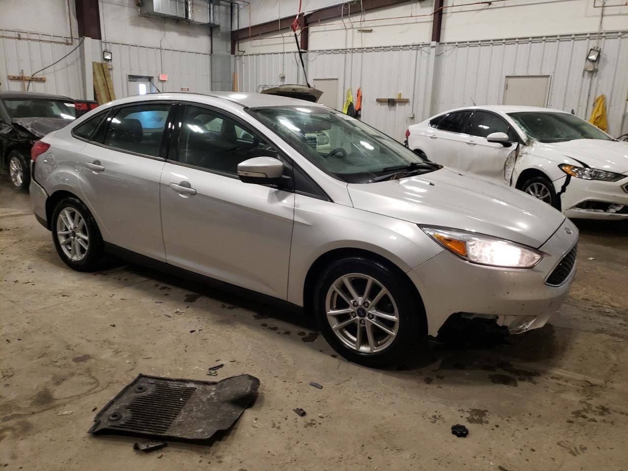 2016 FORD FOCUS SE - Фото 4