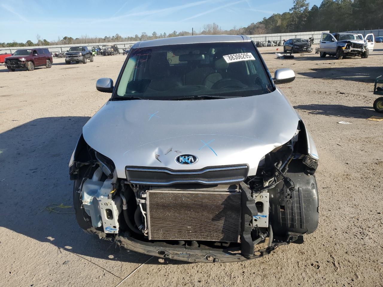2017 KIA SOUL - Image 5