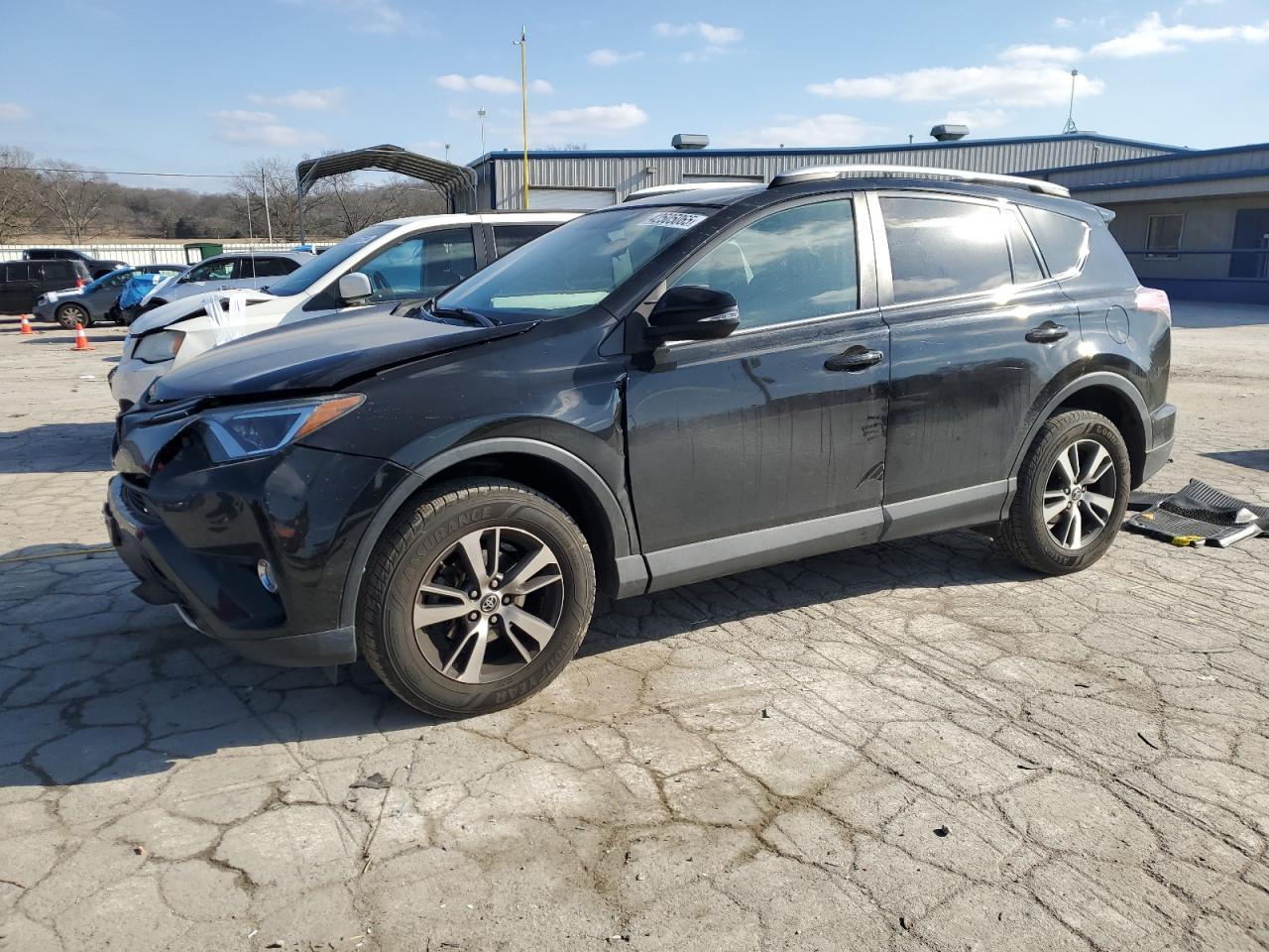 2016 TOYOTA RAV4 XLE