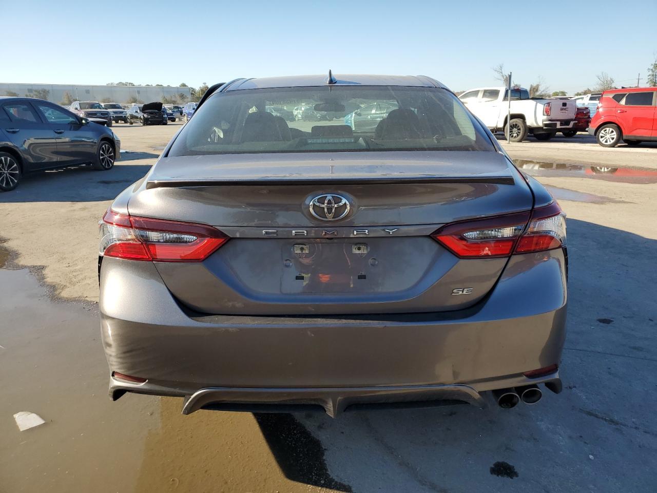 2021 TOYOTA CAMRY SE - Фото 6