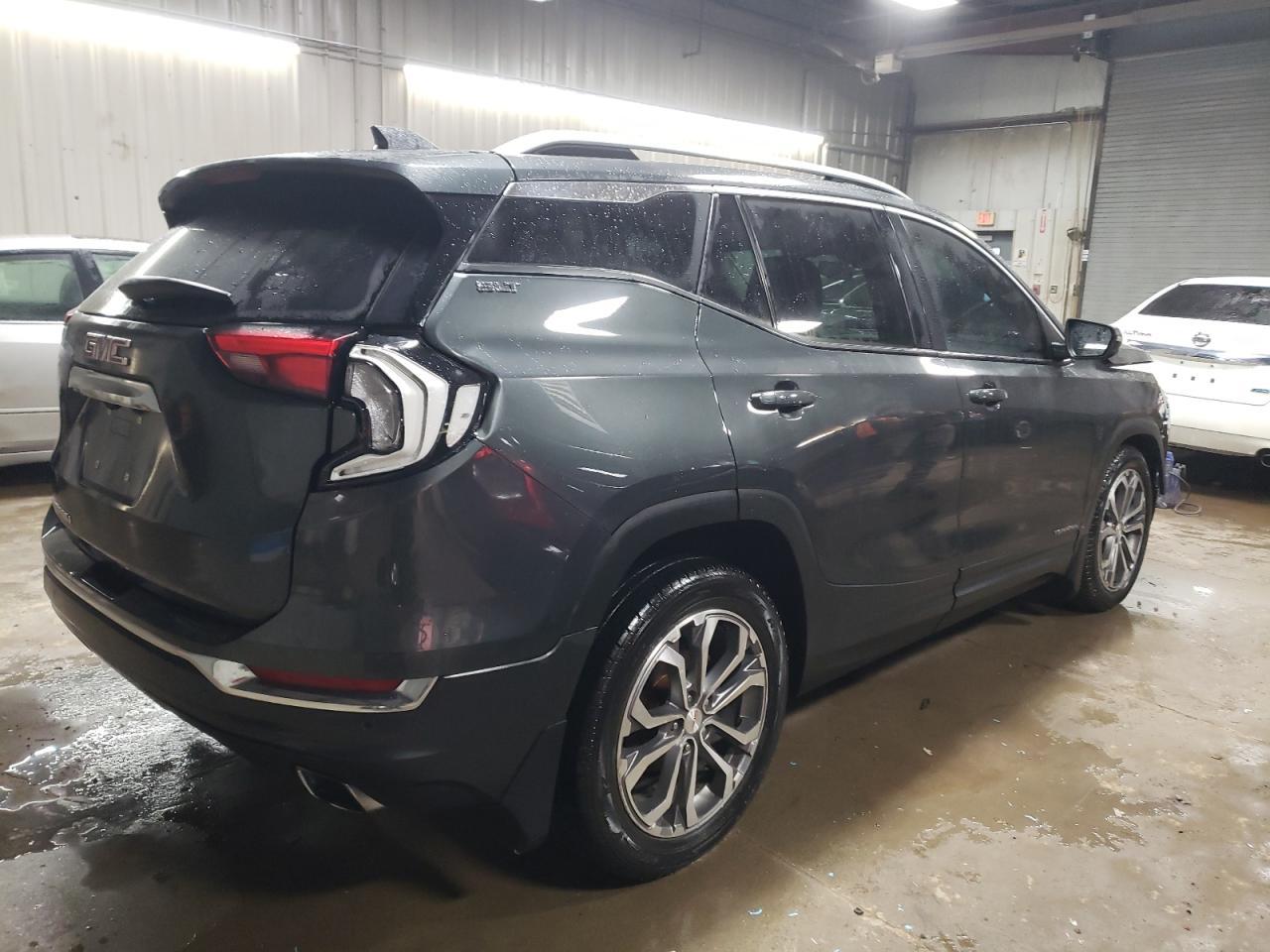 2019 GMC TERRAIN SL - Фото 3