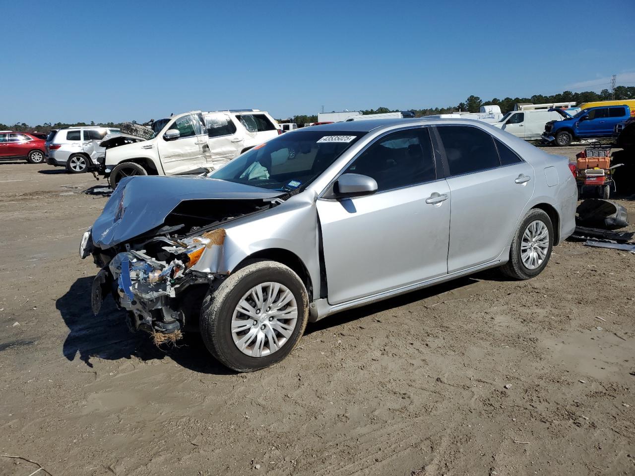 2014 TOYOTA CAMRY L