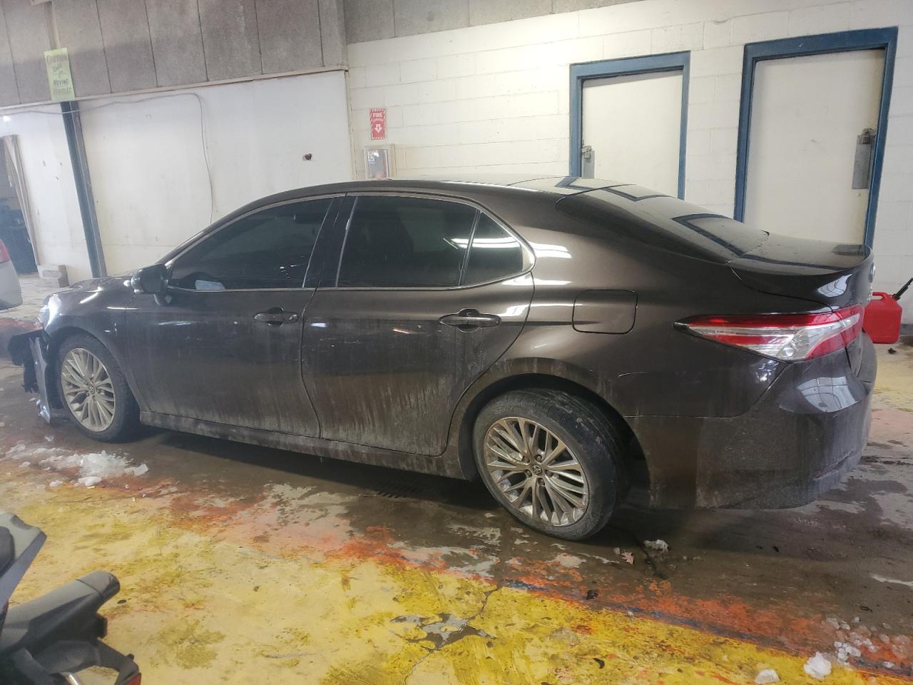 2018 TOYOTA CAMRY L - Image 2