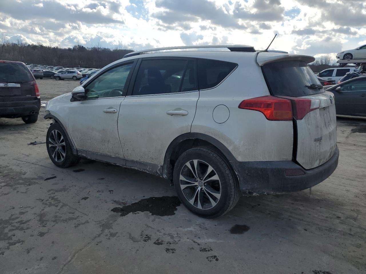 2015 TOYOTA RAV4 LIMIT - Фото 2
