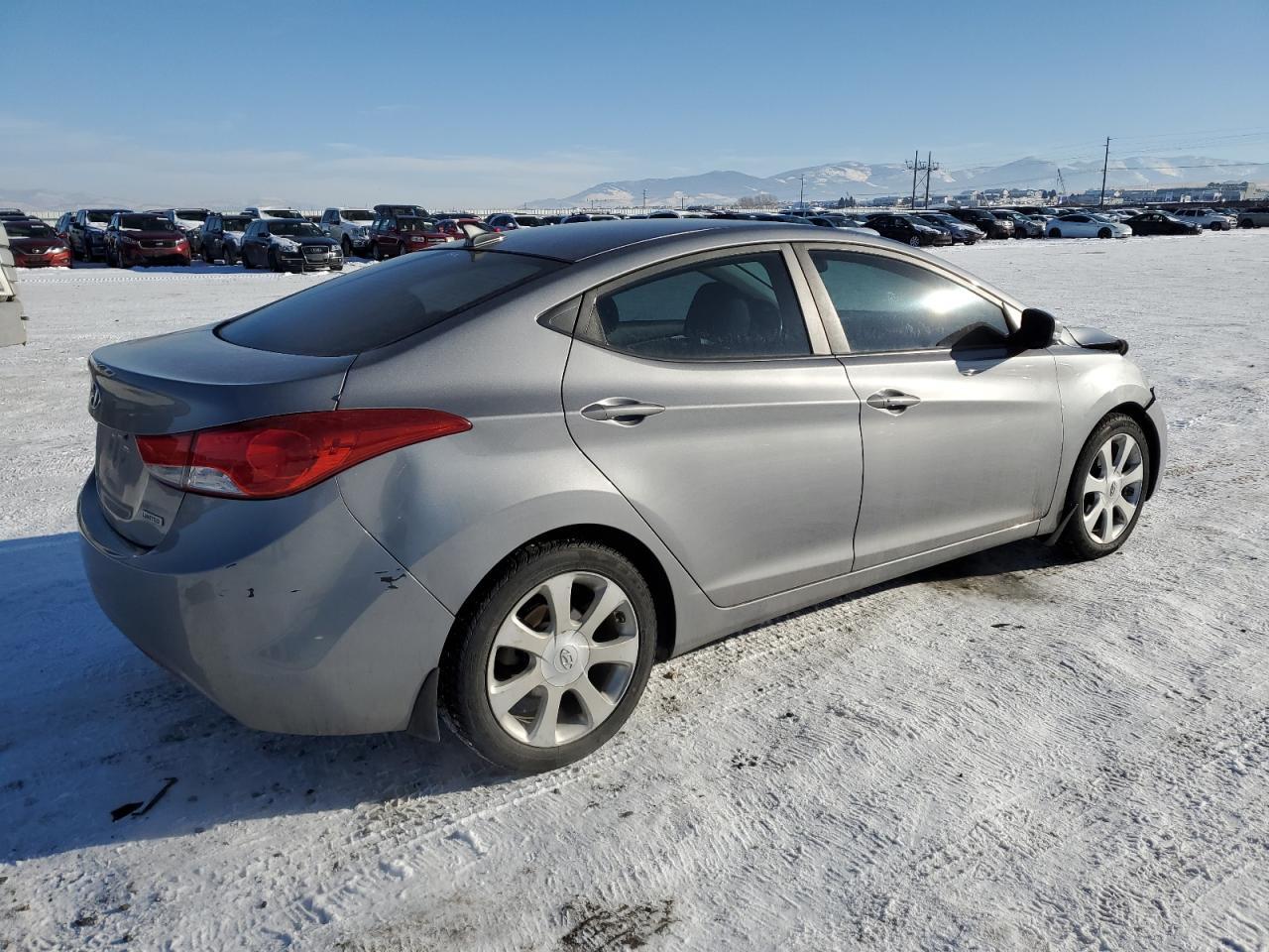 2013 HYUNDAI ELANTRA GL - Image 3