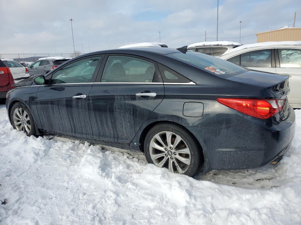 2013 HYUNDAI SONATA SE - Фото 2