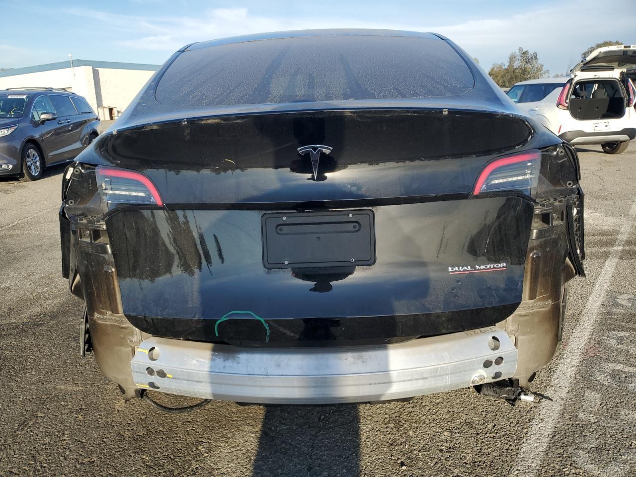 2023 TESLA MODEL Y - Фото 6