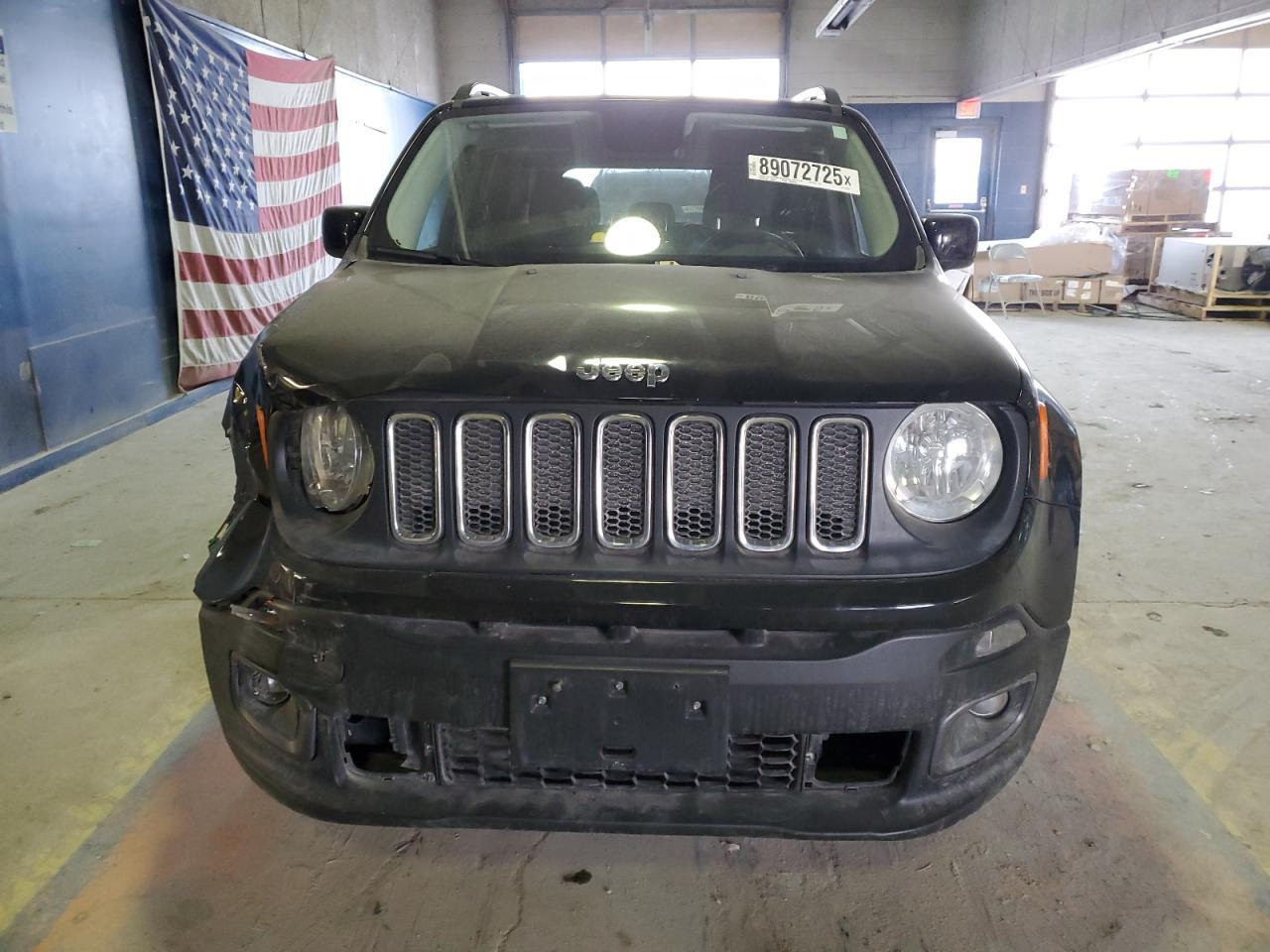 2017 JEEP RENEGADE L - Image 5