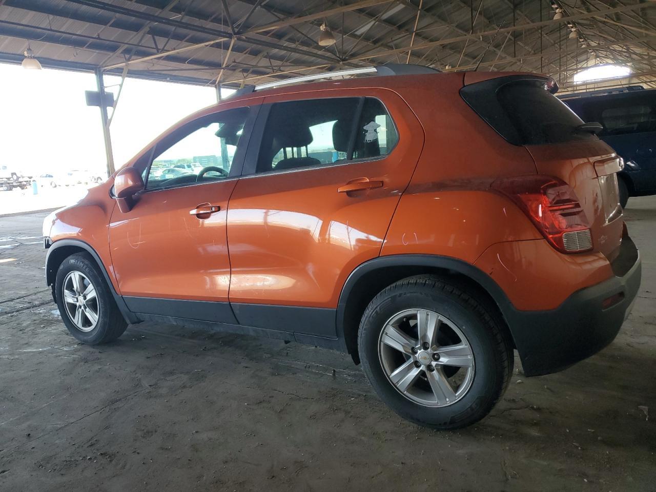 2015 CHEVROLET TRAX 1LT - Фото 2