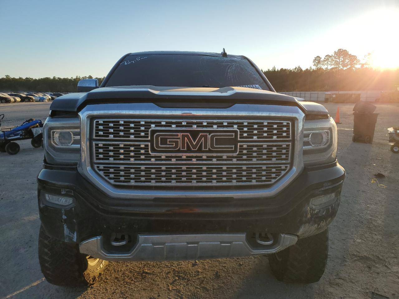 2017 GMC SIERRA K15 - Image 5