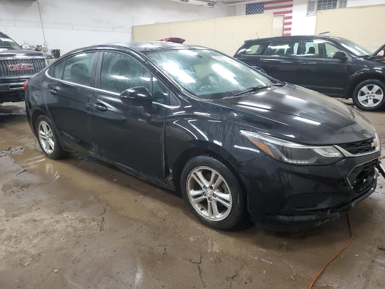 2017 CHEVROLET CRUZE LT - Image 4
