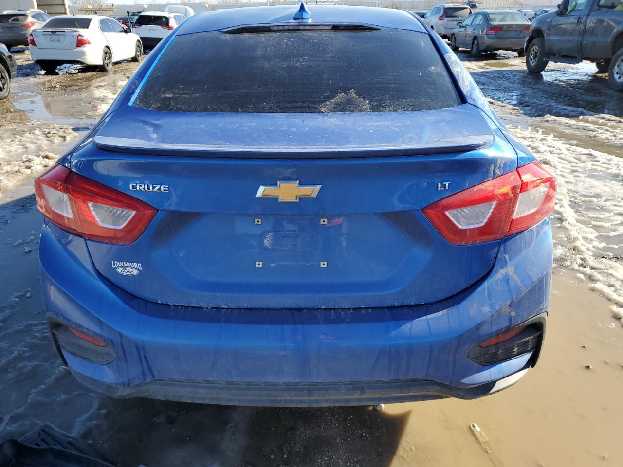 2017 CHEVROLET CRUZE LT - Image 6