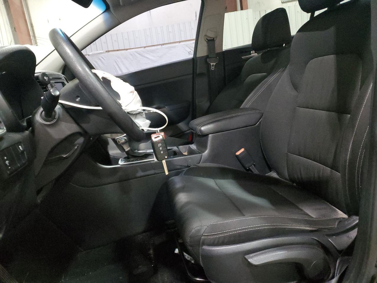 2017 KIA SPORTAGE L - Image 7