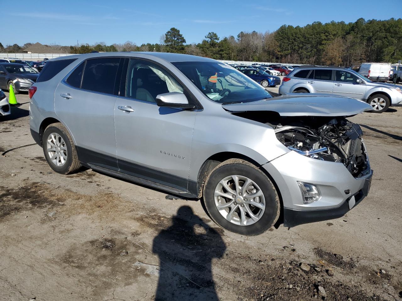 2019 CHEVROLET EQUINOX LT - Image 4